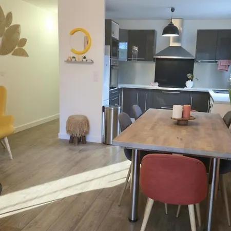 Apartment T3 Au Coeur De Fréjus